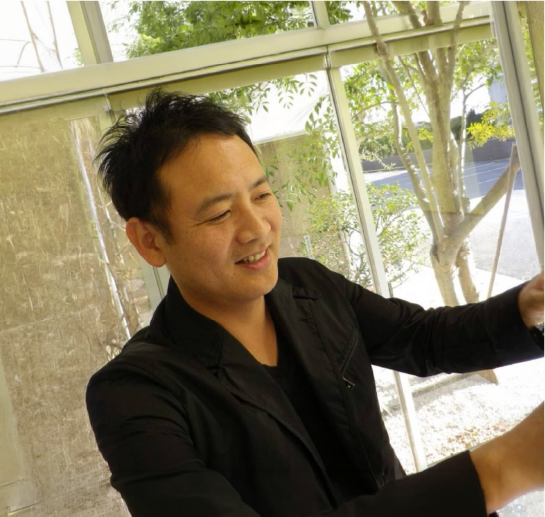 有限会社 オフィスShu 代表取締役 板倉 周作