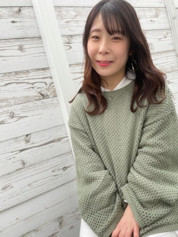 細田　彩華
